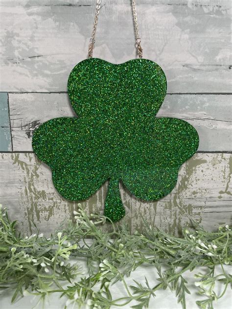 shamrock wall hanging